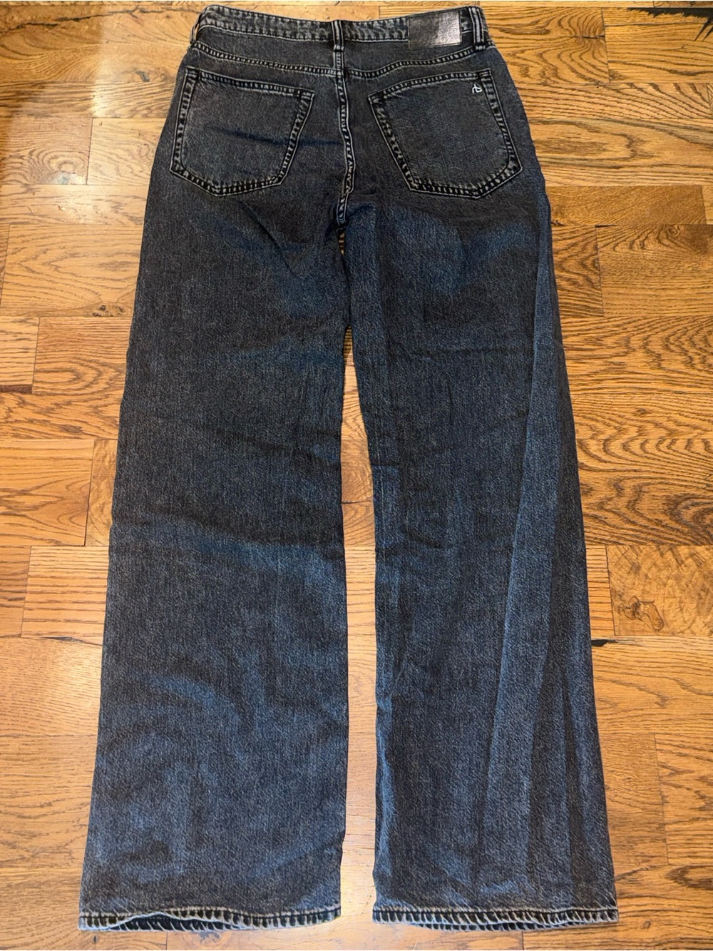 NWOT. Rag & Bone. Logan Mid-Rise Wide Leg Jean. Washed Black. Size 27. - Picture 6 of 14